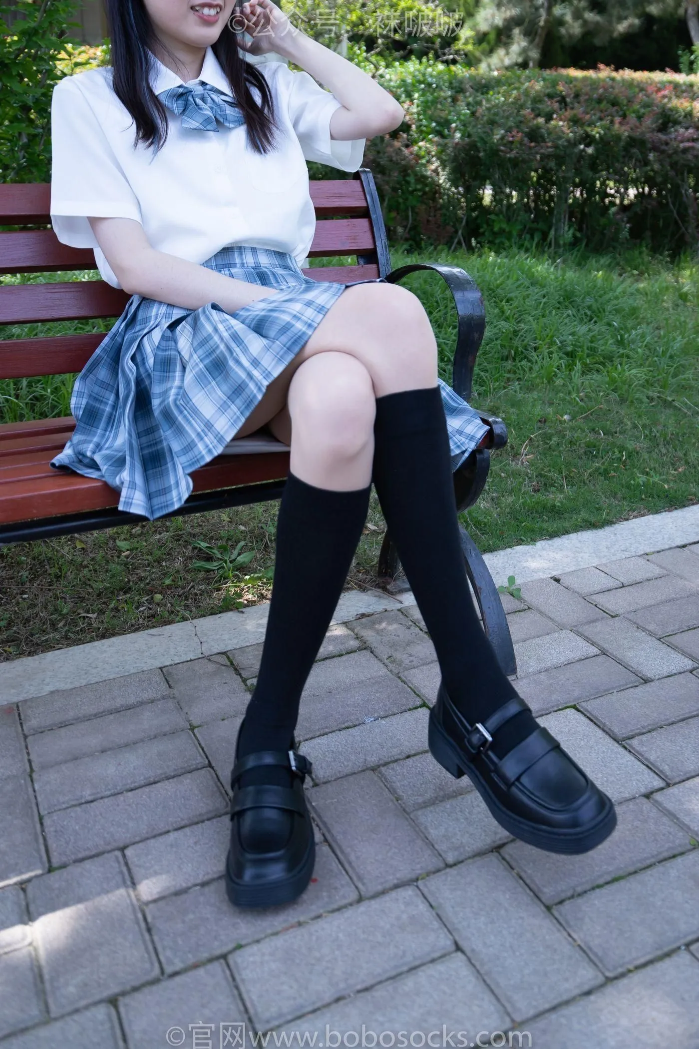 [BoBoSocks袜啵啵]NO.007 稚予-JK制服、皮鞋、黑色中筒棉袜、肉丝 [143P]插图5